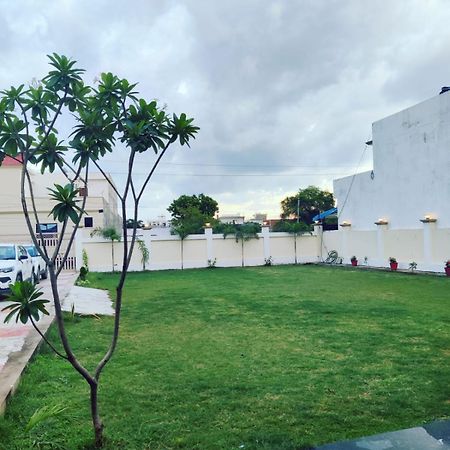 Villa Osho Lifestyle à Lucknow Extérieur photo